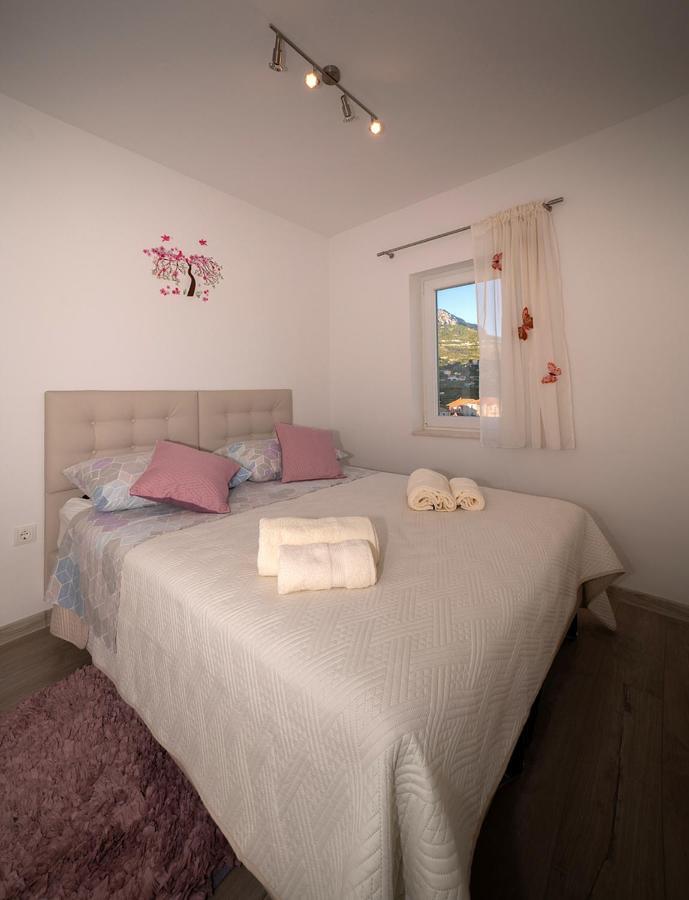 Apartman Karla Solin Exterior photo