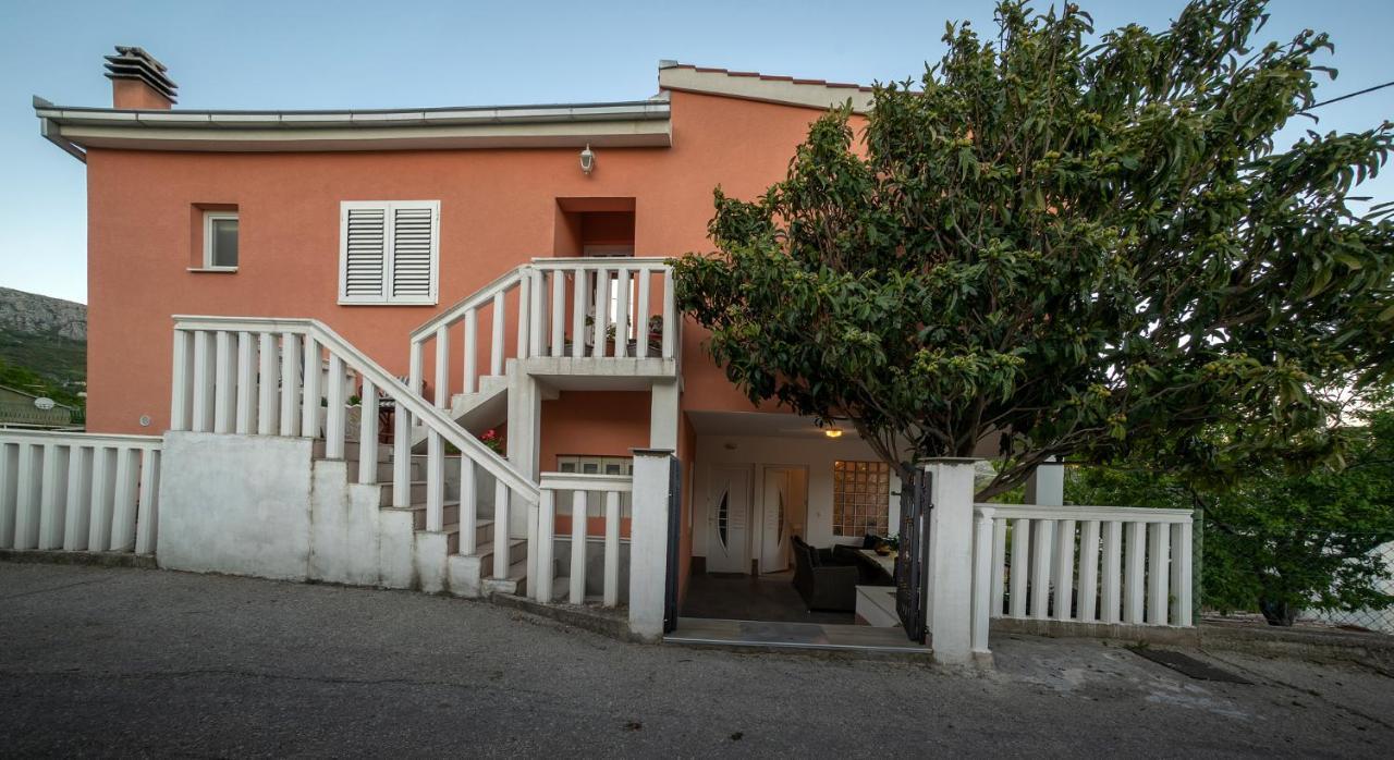 Apartman Karla Solin Exterior photo